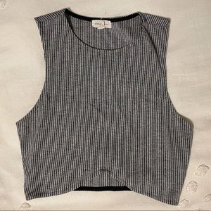 Silence + Noise gray Crop top M